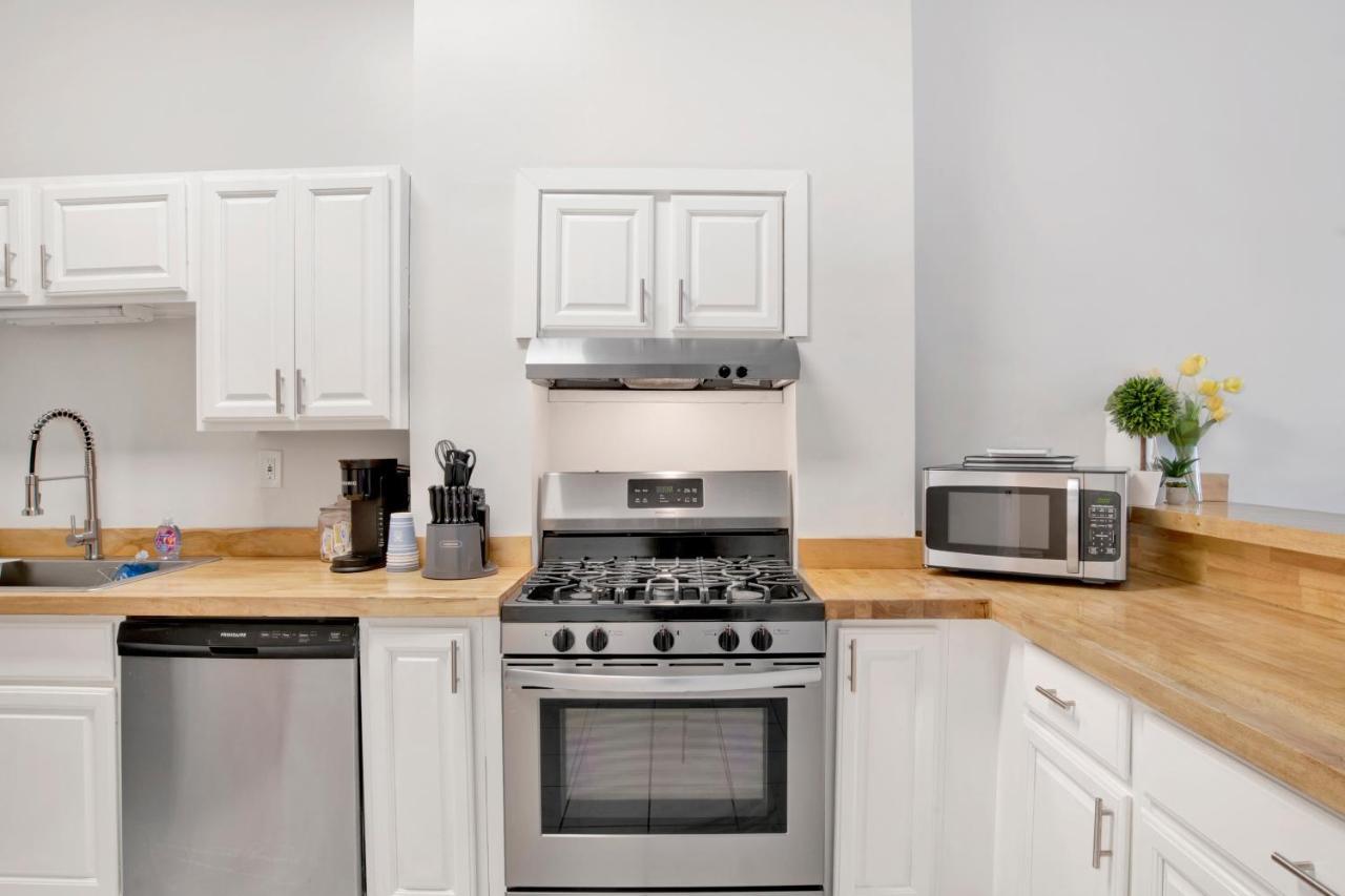 Apartamento Stars On State In The Heart Of Downtown Mobile Exterior foto